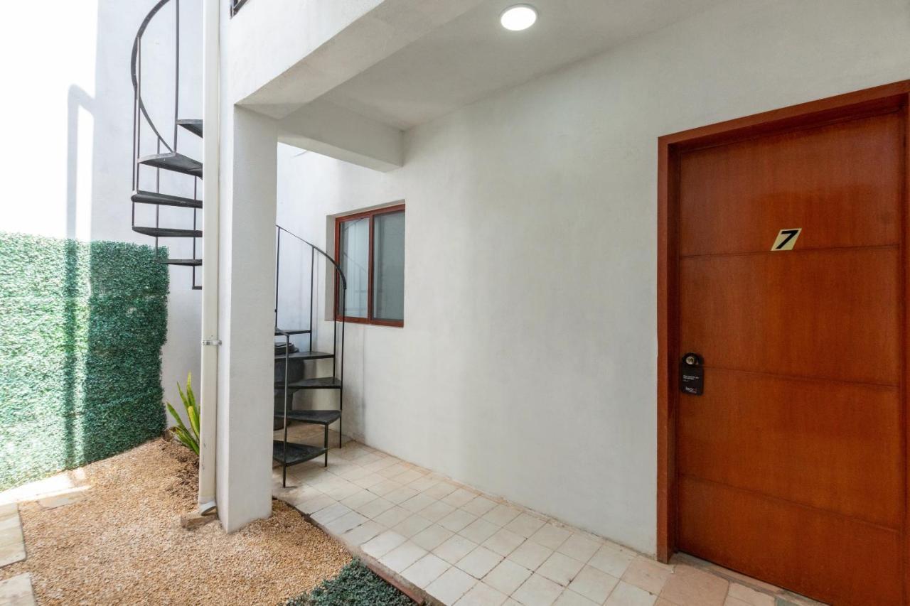 Merida 62 Hostel Екстериор снимка