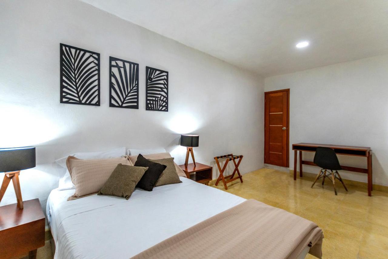 Merida 62 Hostel Екстериор снимка