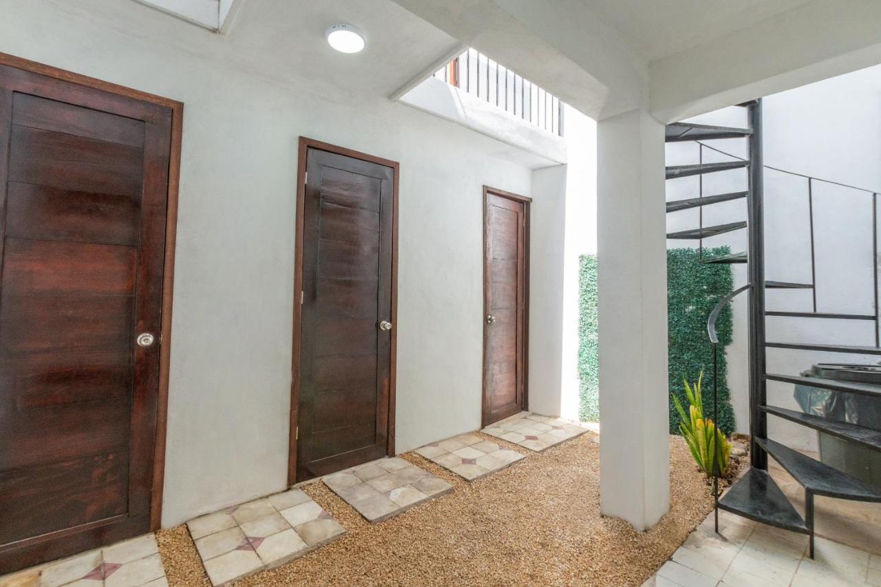 Merida 62 Hostel Екстериор снимка