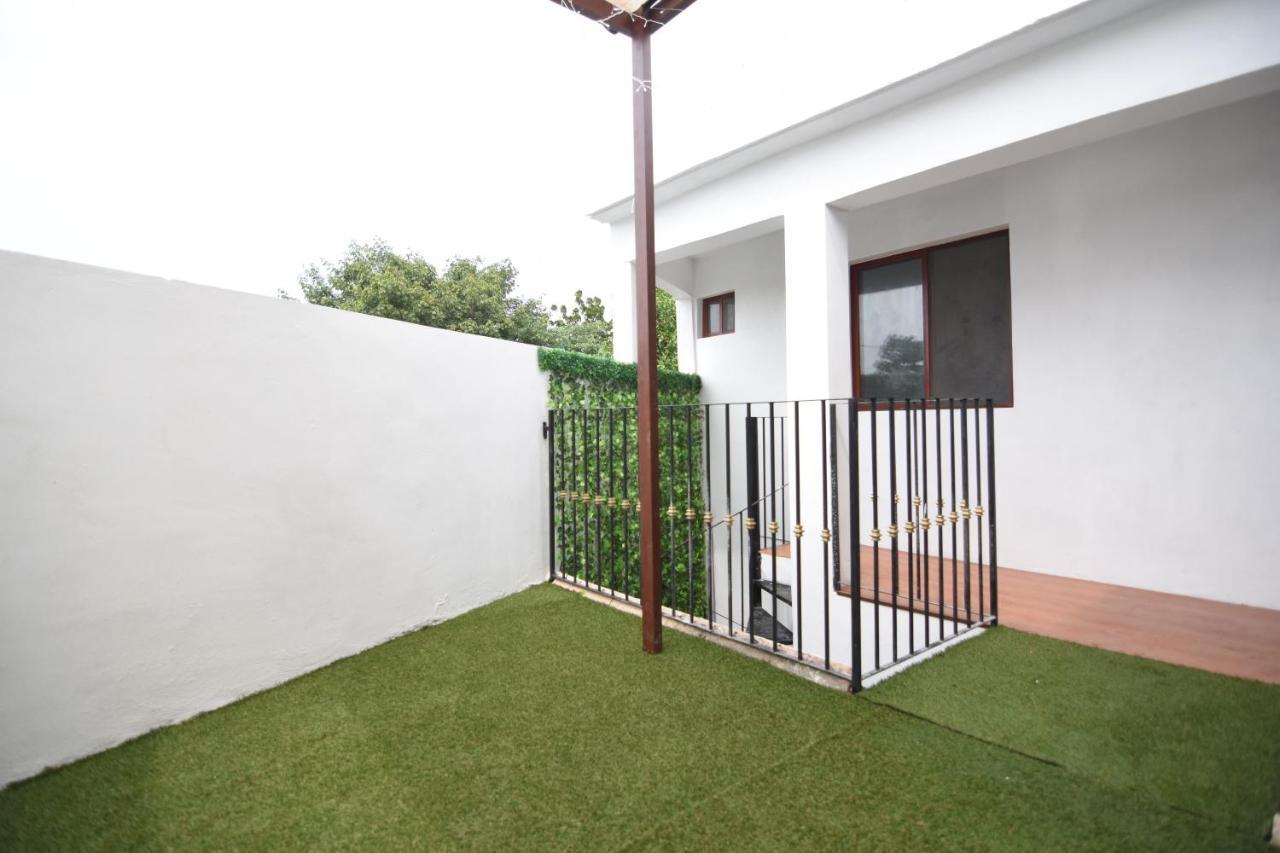 Merida 62 Hostel Екстериор снимка
