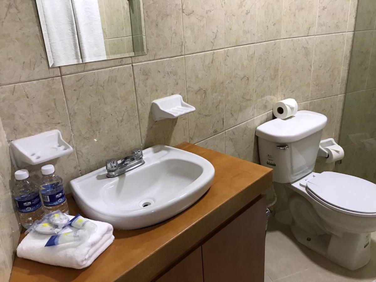 Merida 62 Hostel Екстериор снимка