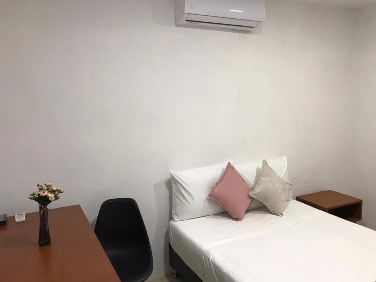Merida 62 Hostel Екстериор снимка