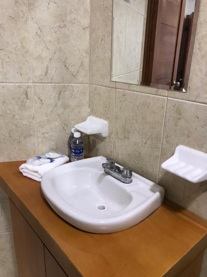 Merida 62 Hostel Екстериор снимка